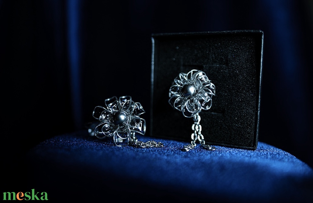 Üvegvirág hatású, lógós fülbevaló - ékszer - fülbevaló - lógó fülbevaló - Meska.hu