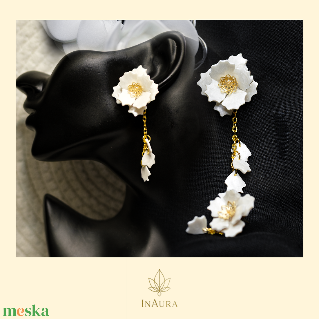 Fehér pipacs asszimetrikus lógós fülbevaló - esküvő - ékszer - fülbevaló - Meska.hu