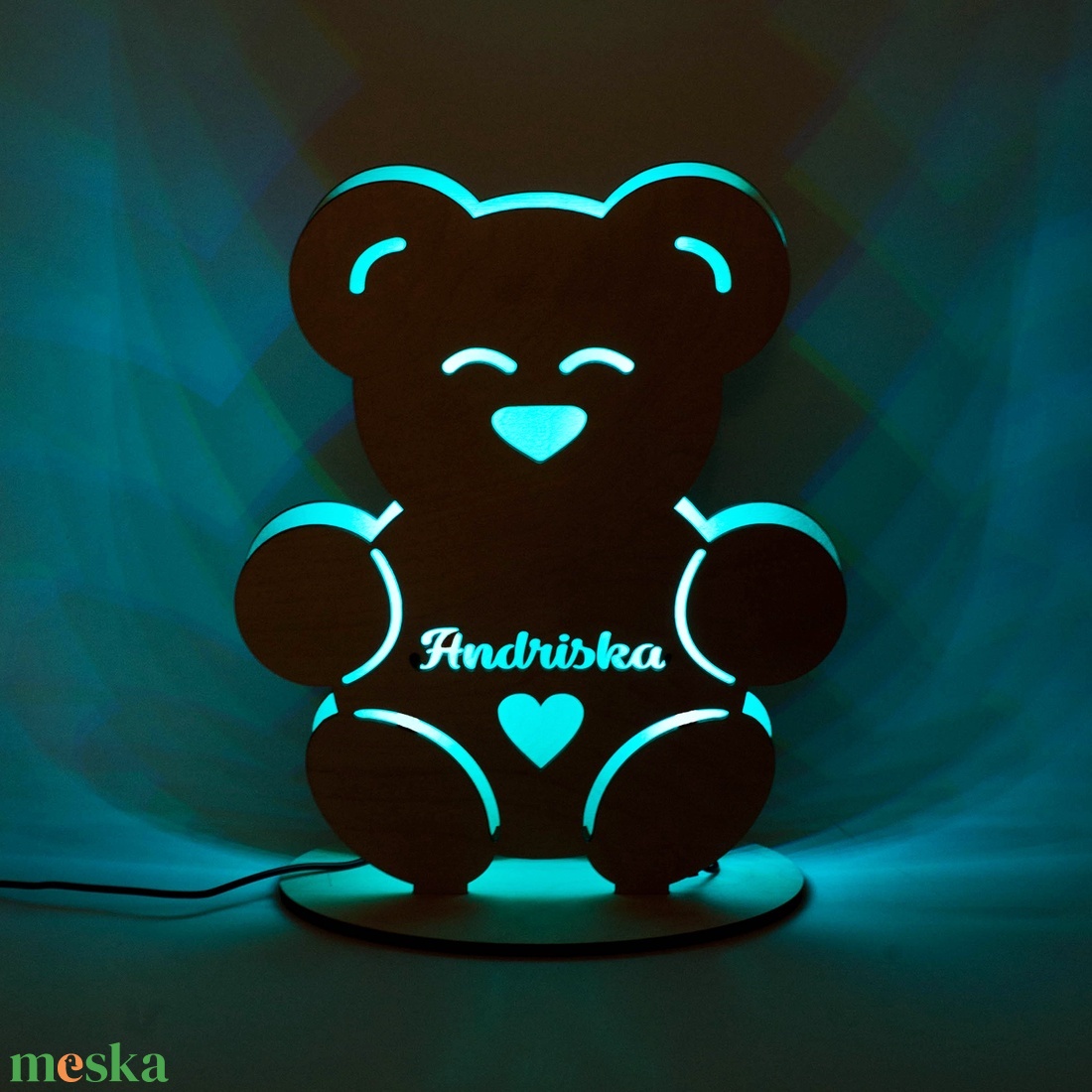 Gravírozott fa asztali RGB LED lámpa - Maci - otthon & életmód - dekoráció - dísztárgy - Meska.hu Gravírozott fa asztali RGB LED lámpa - Maci - otthon & életmód - dekoráció - dísztárgy - Meska.hu
