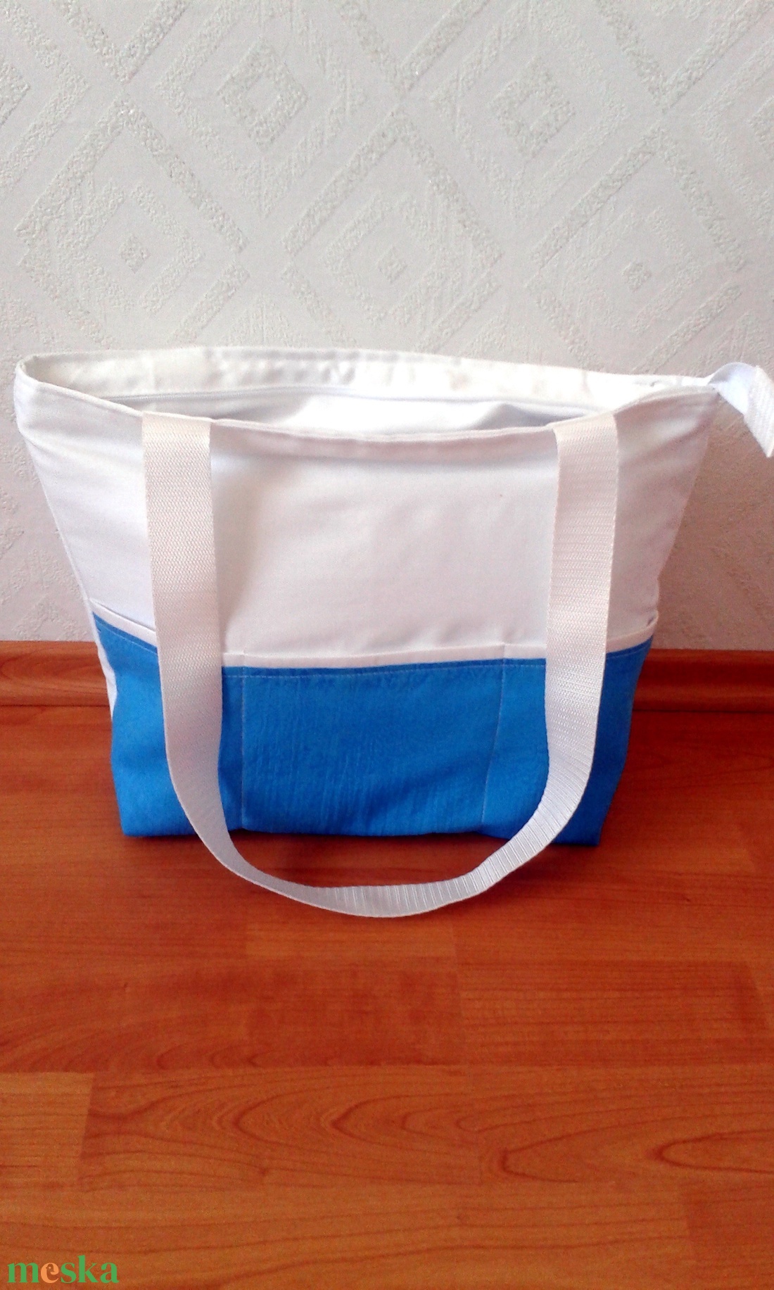 Fehér-kék nyári táska - táska & tok - kézitáska & válltáska - válltáska - Meska.hu