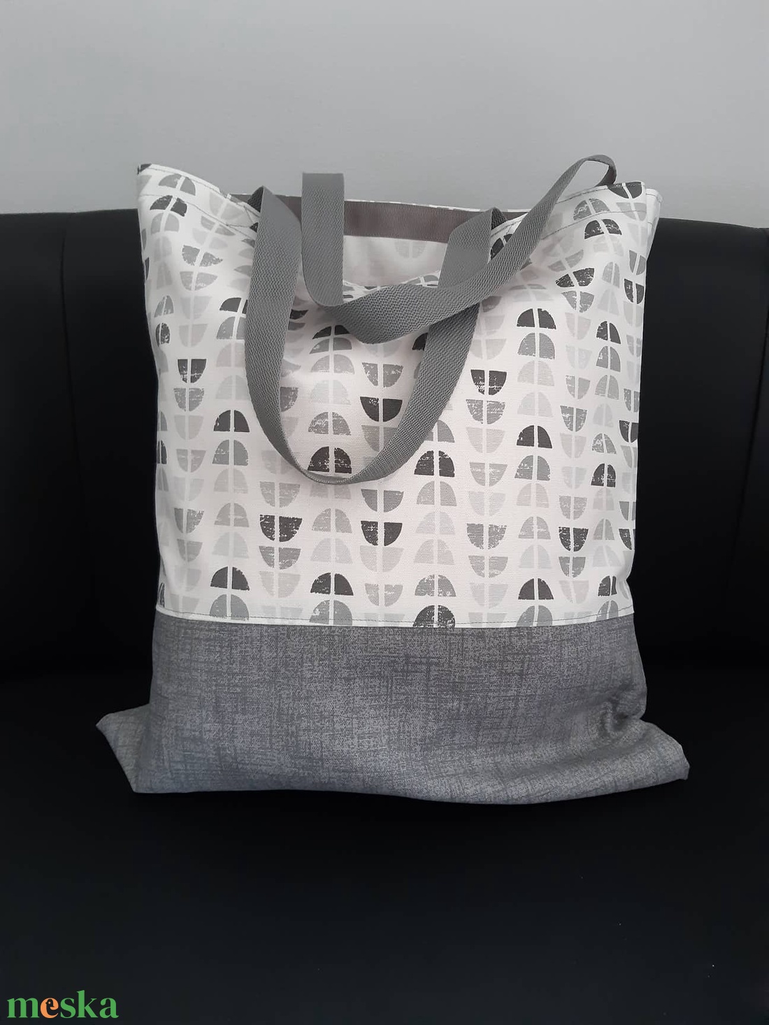 Fehér-szürke mintás bevásárlótáska - táska & tok - bevásárlás & shopper táska - shopper, textiltáska, szatyor - Meska.hu Fehér-szürke mintás bevásárlótáska - táska & tok - bevásárlás & shopper táska - shopper, textiltáska, szatyor - Meska.hu