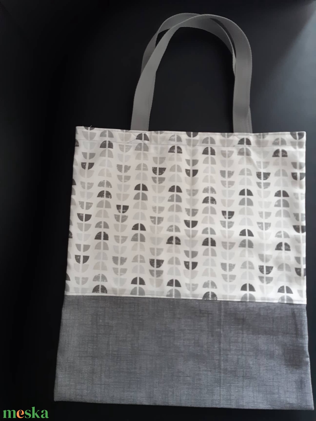 Fehér-szürke mintás bevásárlótáska - táska & tok - bevásárlás & shopper táska - shopper, textiltáska, szatyor - Meska.hu Fehér-szürke mintás bevásárlótáska - táska & tok - bevásárlás & shopper táska - shopper, textiltáska, szatyor - Meska.hu