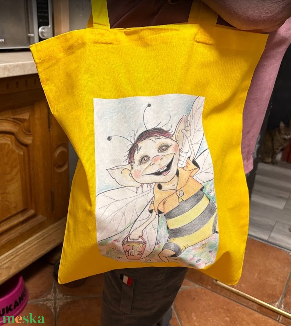 Sárga vászonszatyor méhecske mintával - táska & tok - bevásárlás & shopper táska - shopper, textiltáska, szatyor - Meska.hu