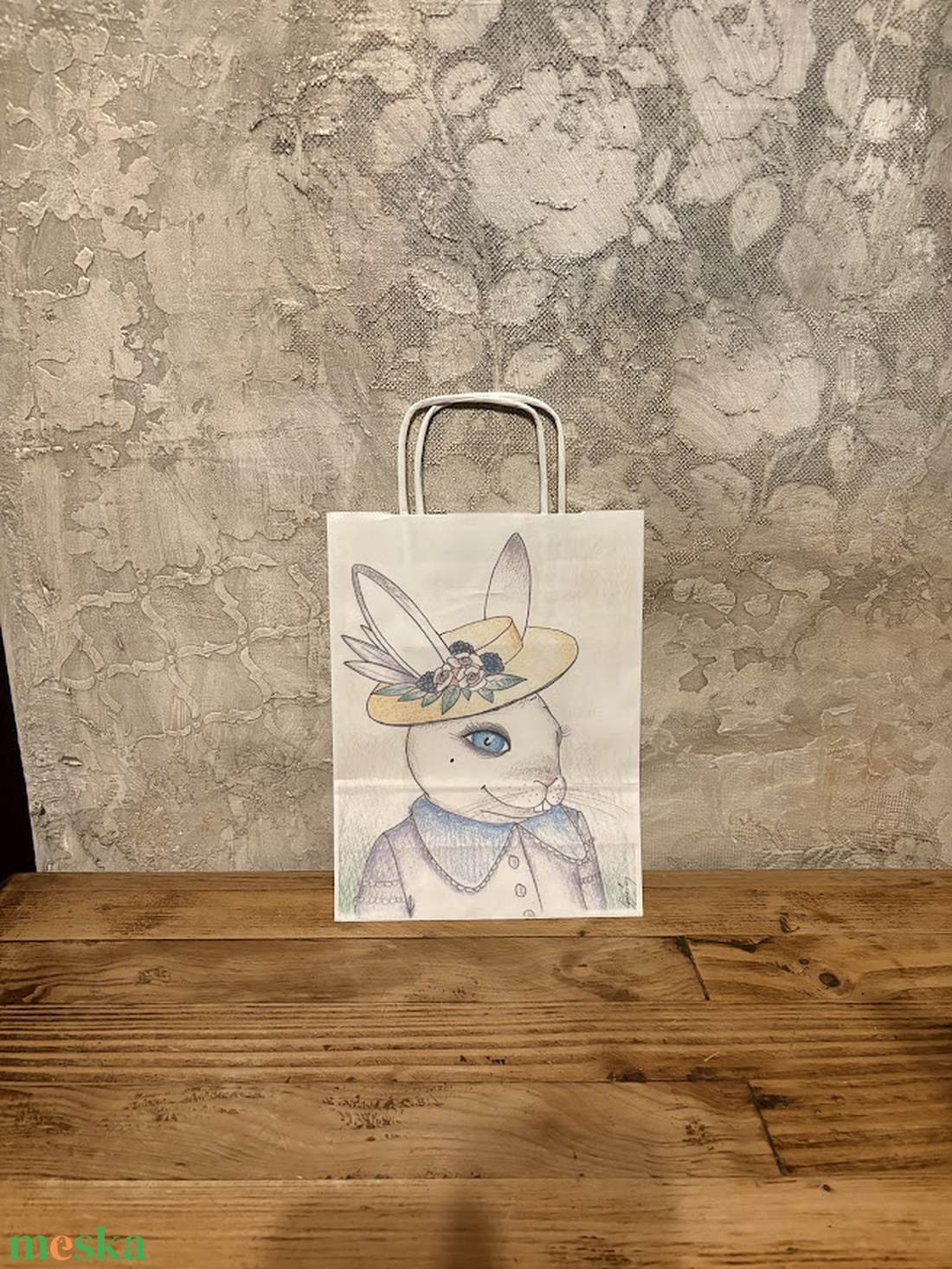 Ajándéktasak - Húsvéti nyuszi hölgy - otthon & életmód - papír, írószer - ajándékozás kellékei - ajándékzsák, csomagolás - Meska.hu