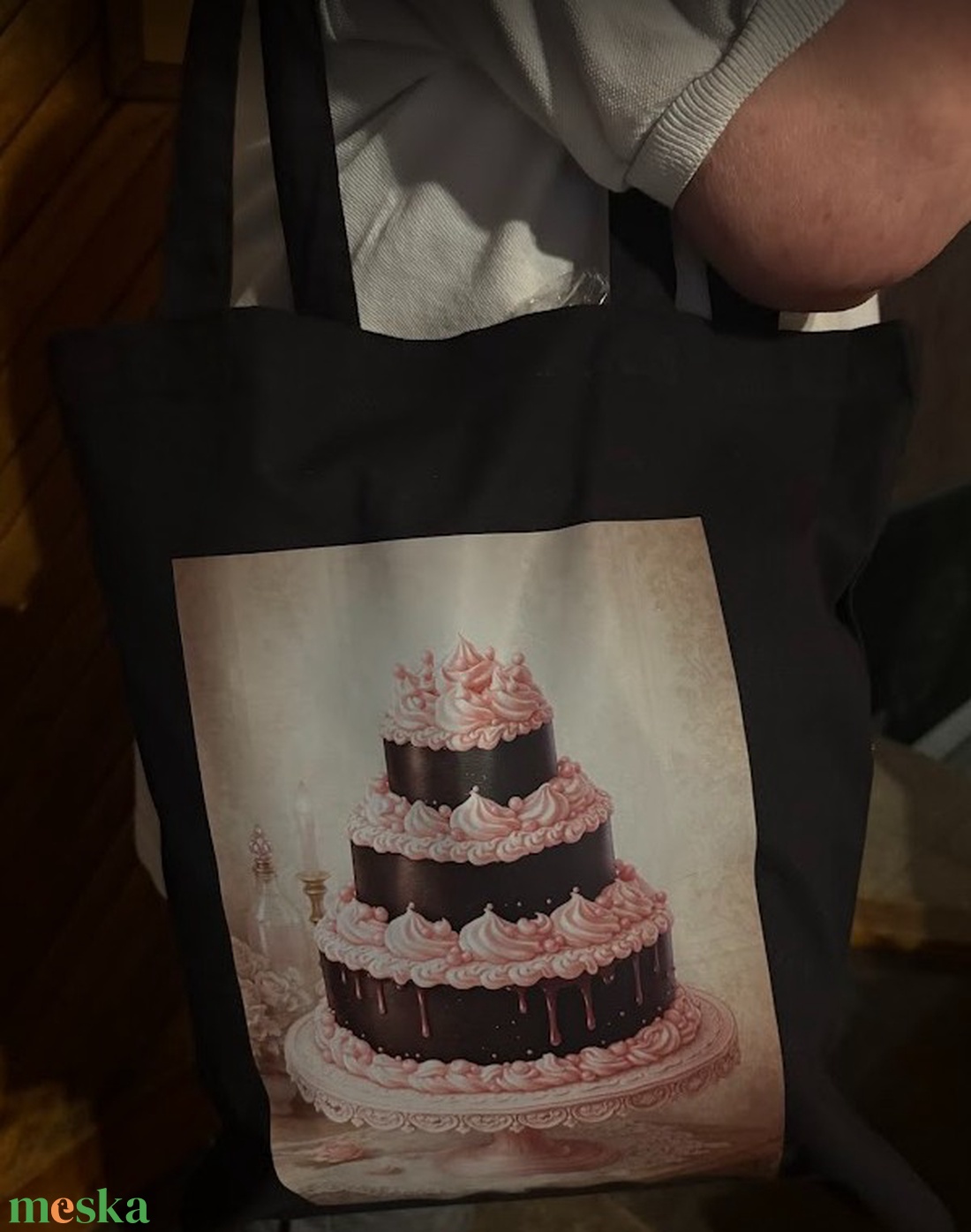 Fekete vászonszatyor torta mintával - táska & tok - bevásárlás & shopper táska - shopper, textiltáska, szatyor - Meska.hu