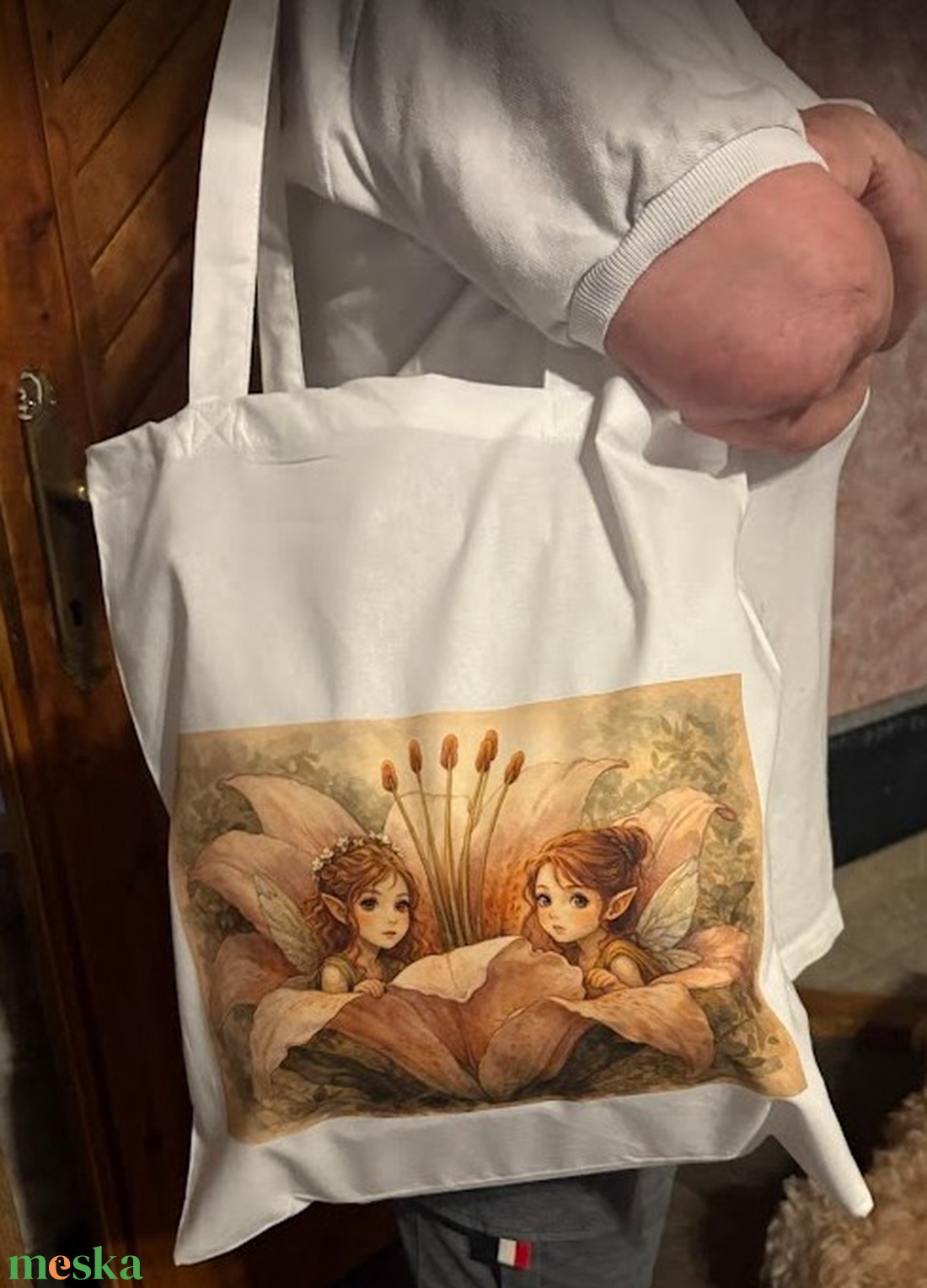 Fehér vászonszatyor kistündérek a virágban mintával - táska & tok - bevásárlás & shopper táska - shopper, textiltáska, szatyor - Meska.hu