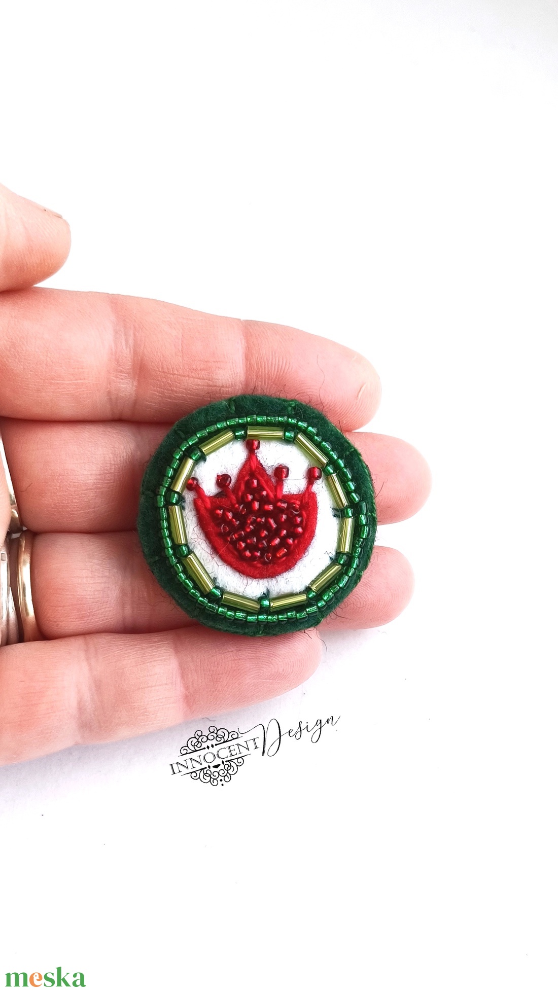 Kokárda - mini tulipános - ékszer - kitűző és bross - kitűző - Meska.hu Kokárda - mini tulipános - ékszer - kitűző és bross - kitűző - Meska.hu