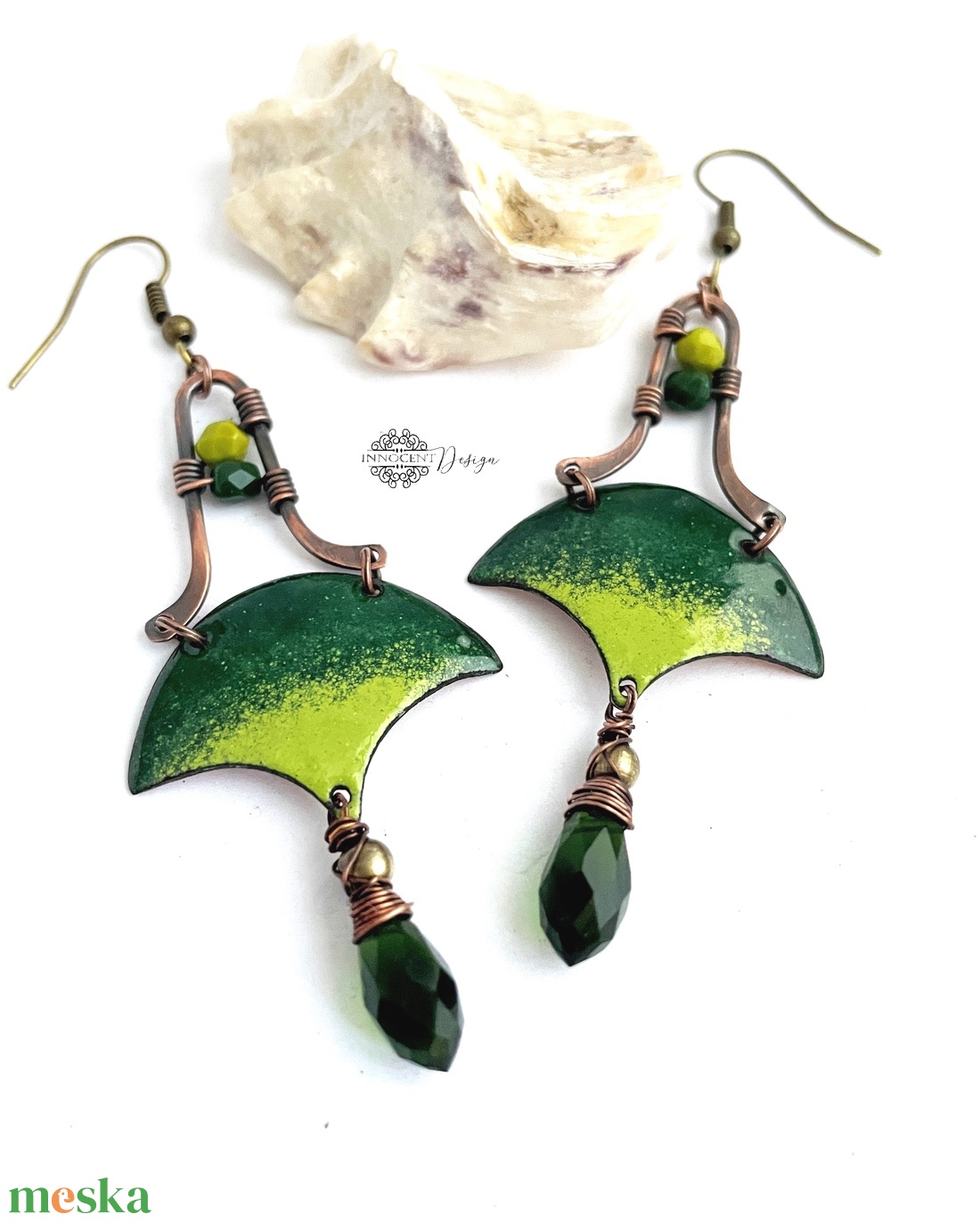 Szemira - tűzzománc-réz fülbevaló - zöld - ékszer - fülbevaló - lógó fülbevaló - Meska.hu