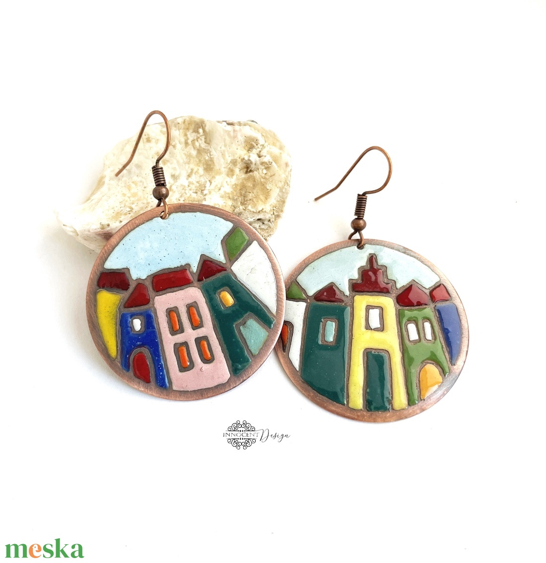 Hundertwasser - színes házikó - tűzzománc fülbevaló  - ékszer - fülbevaló - lógós kerek fülbevaló - Meska.hu