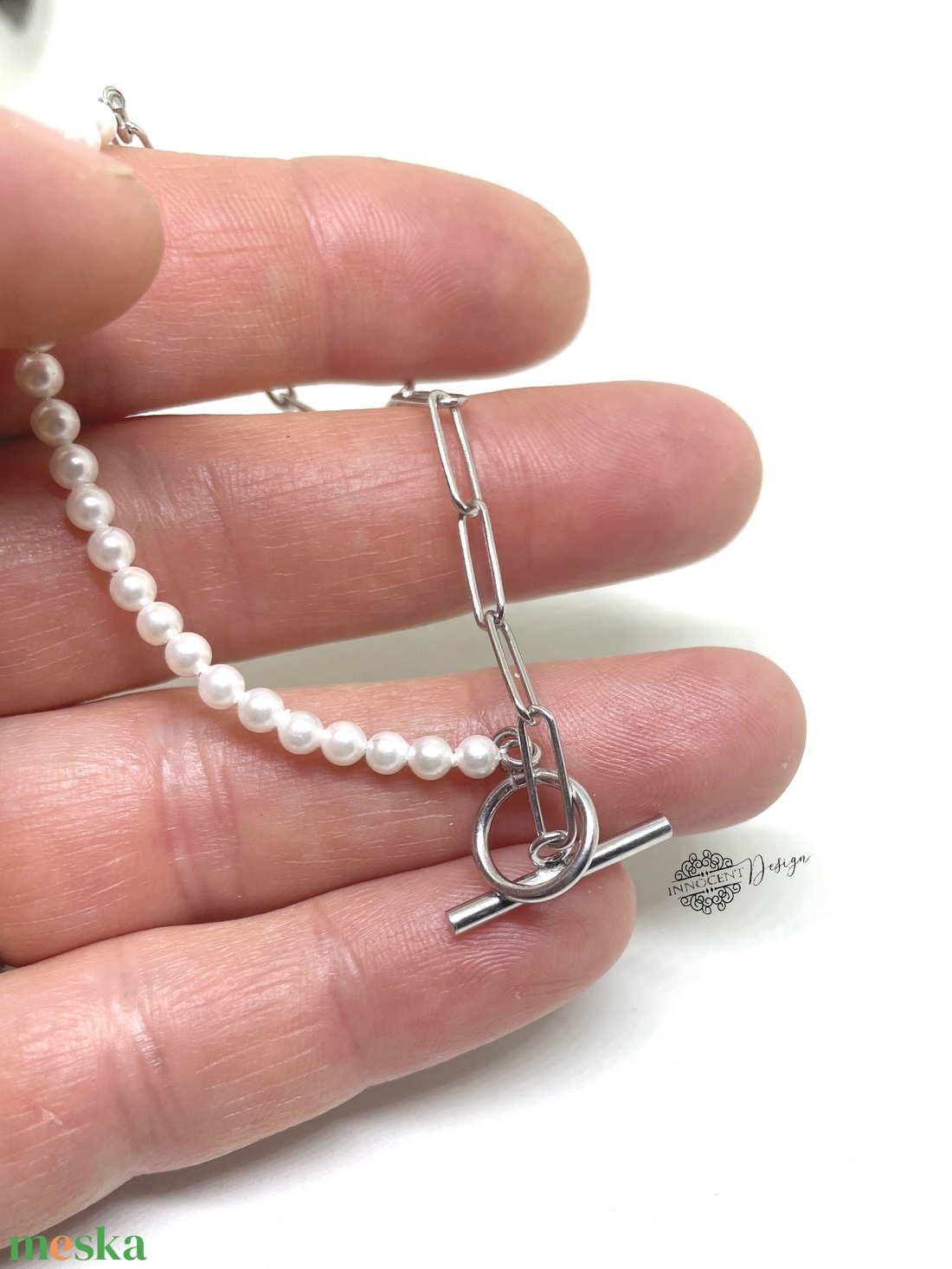 Ezüst paperclip karkötő tenyésztett gyönggyel  - ékszer - karkötő - gyöngyös karkötő - Meska.hu