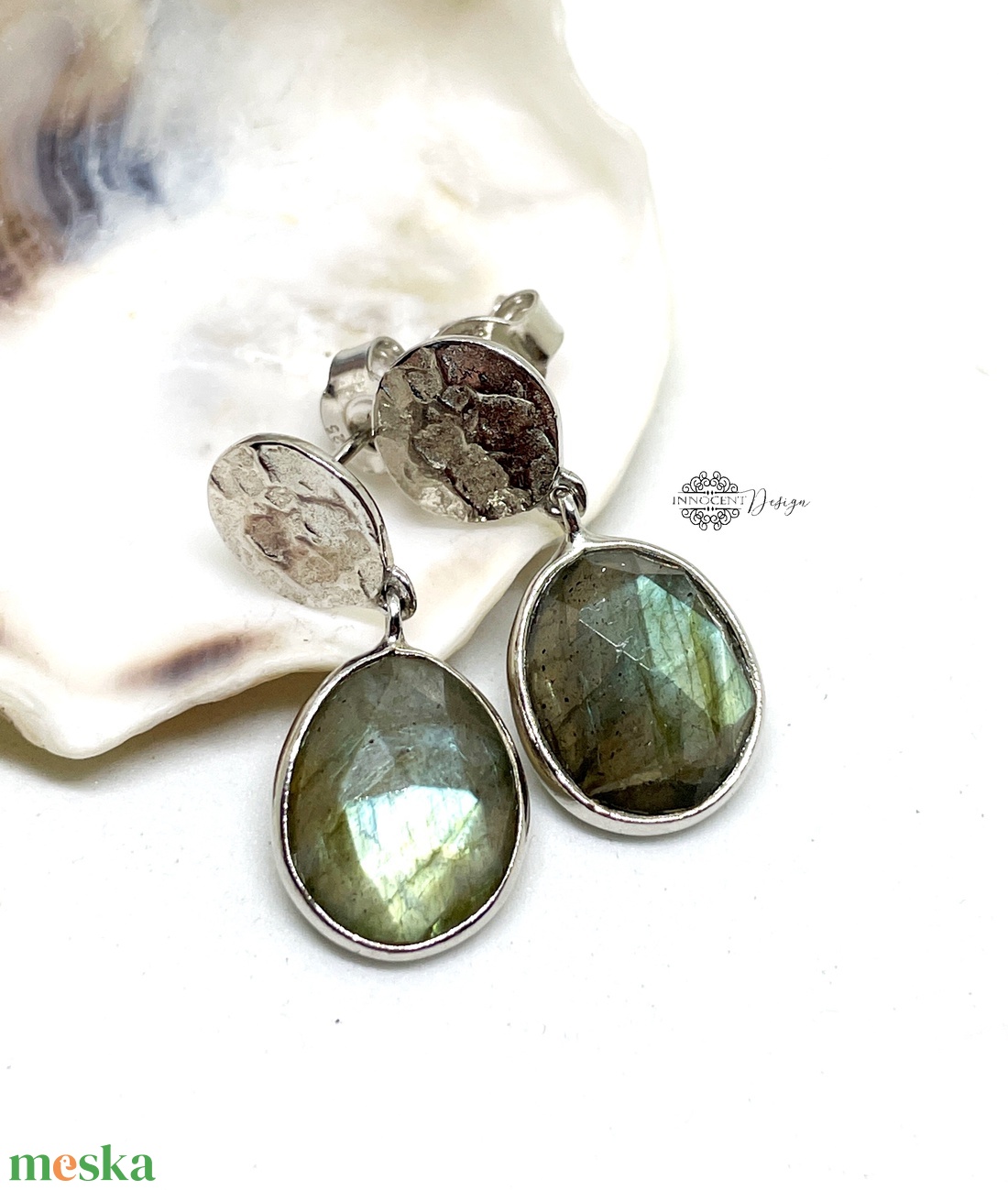 Ezüst fülbevaló labradorittal - ékszer - fülbevaló - lógó csepp fülbevaló - Meska.hu