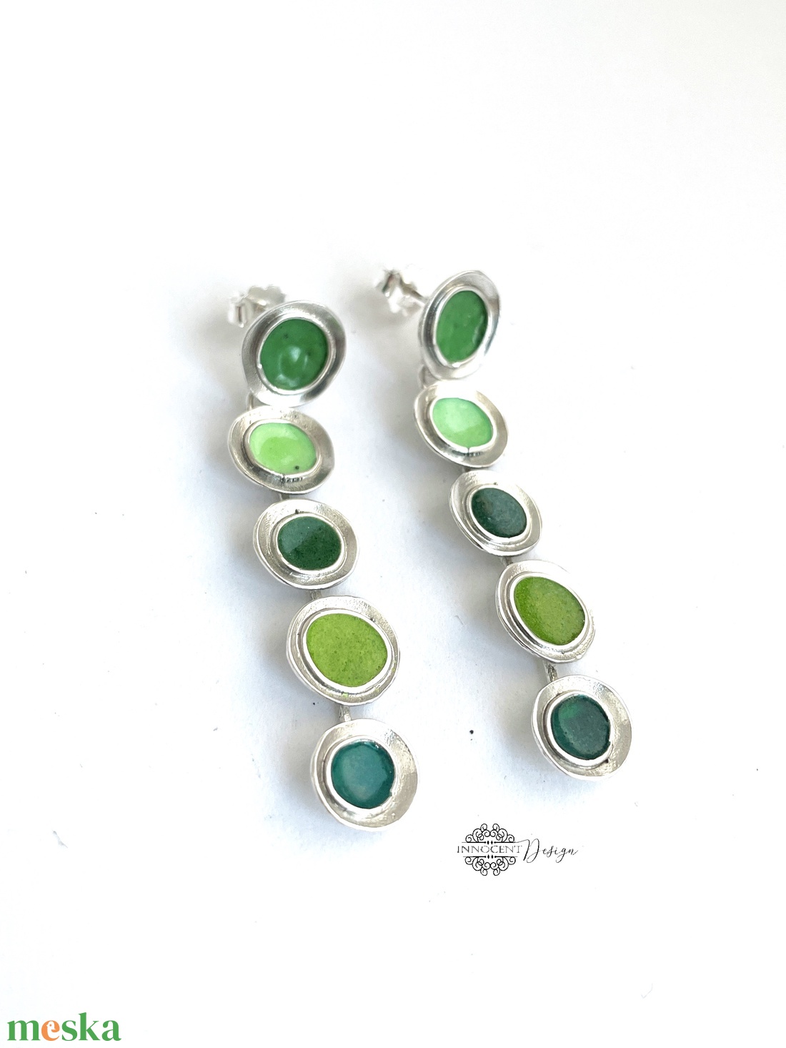 Gaudi - ezüst fülbevaló tűzzománccal - zöld - ékszer - fülbevaló - lógó fülbevaló - Meska.hu
