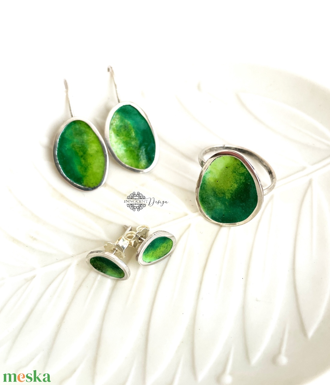 Grado - Bedugós ezüst fülbevaló tűzzománccal - ékszer - fülbevaló - pötty fülbevaló - Meska.hu