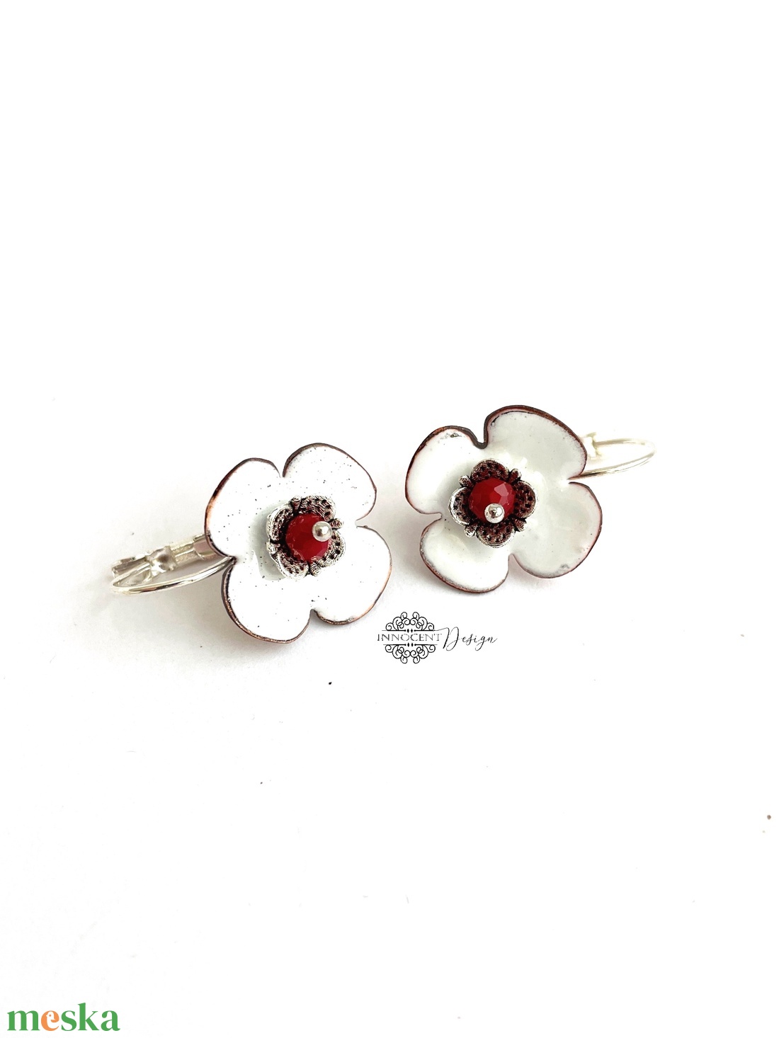 Margaréta - tűzzománc fülbevaló - virág fülbevaló - ékszer - fülbevaló - lógós kerek fülbevaló - Meska.hu