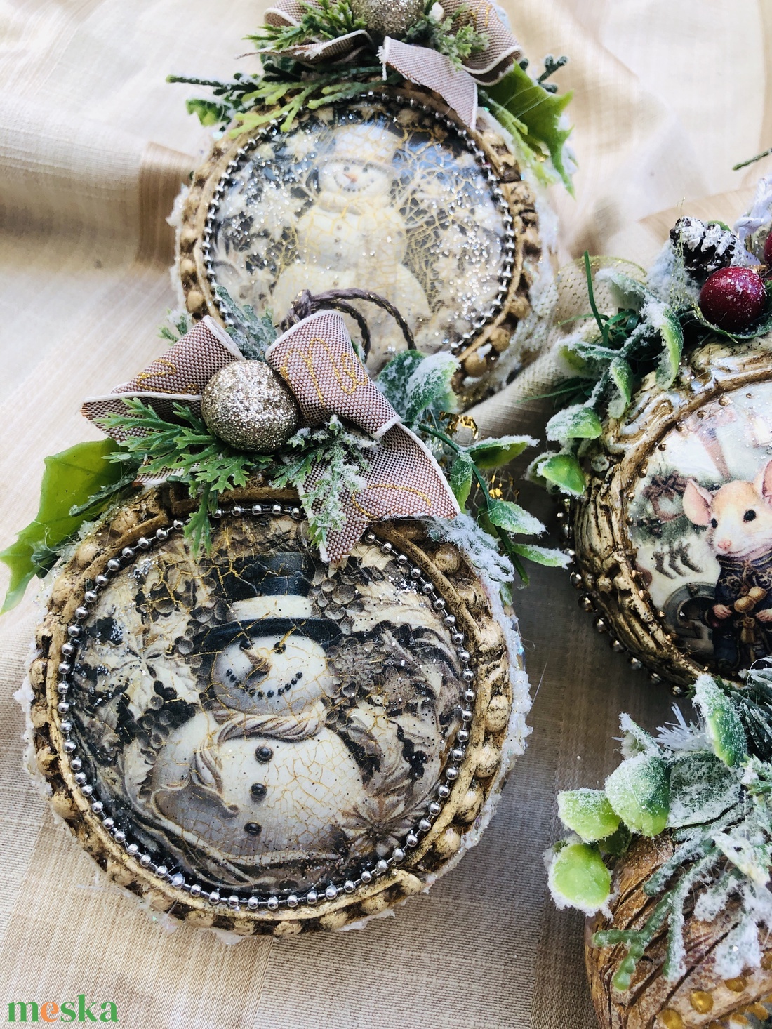 hóemberes karácsonyfadísz  -  - Meska.hu