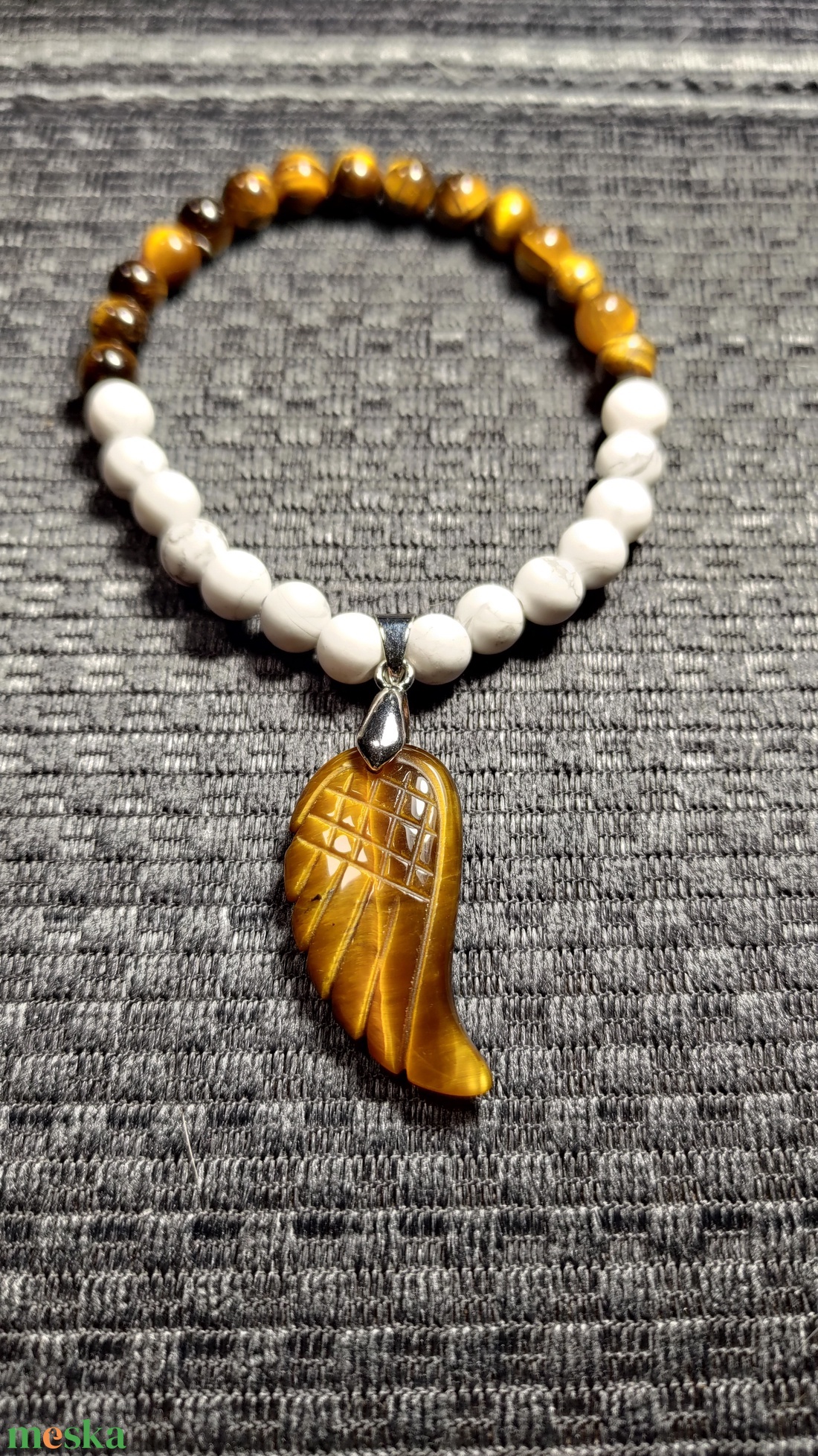 Tigrisszem - fehér matt howlit valódi ásvány karkötő - ékszer - karkötő - ásványkarkötő - Meska.hu Tigrisszem - fehér matt howlit valódi ásvány karkötő - ékszer - karkötő - ásványkarkötő - Meska.hu