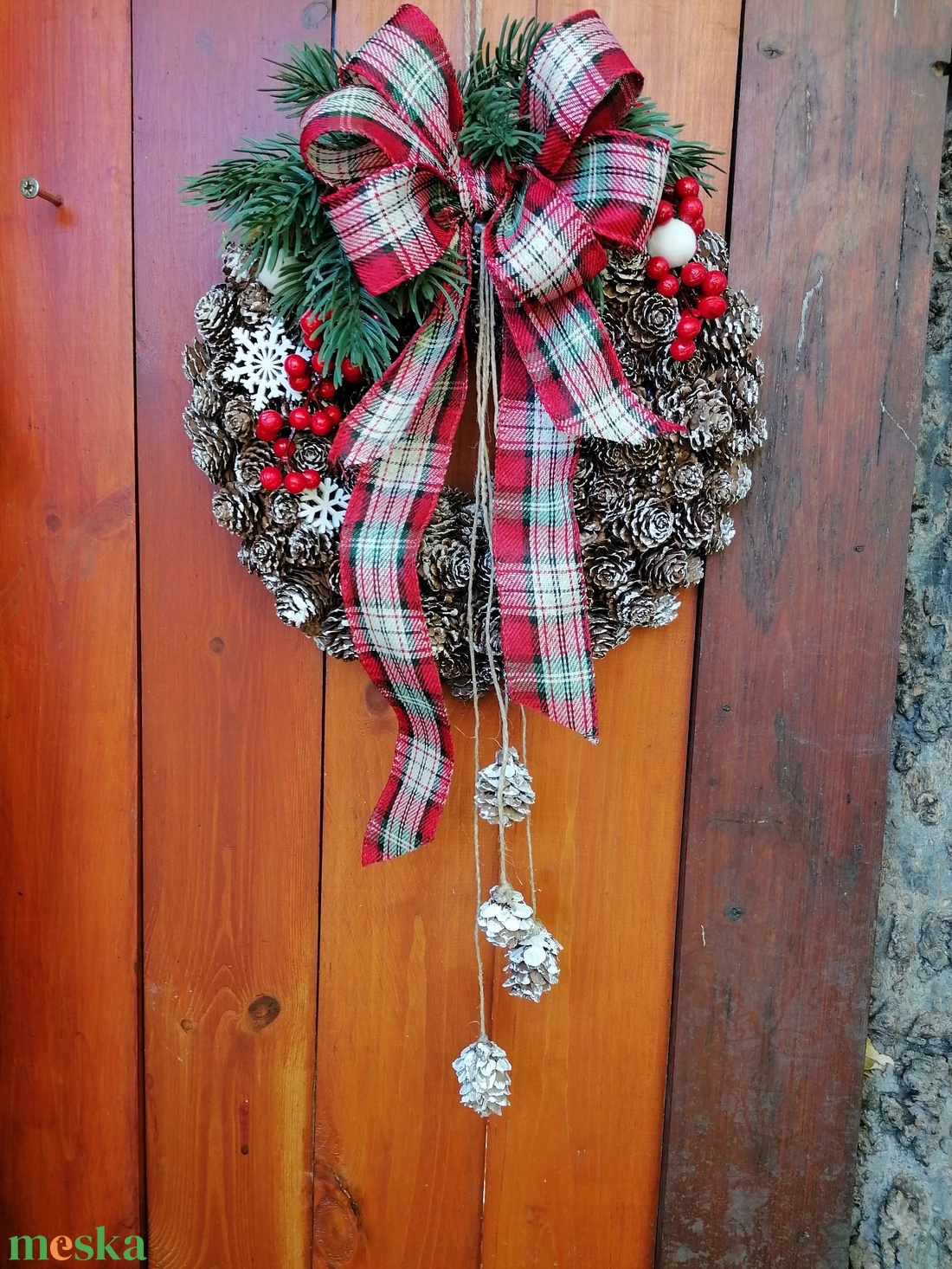 Vörösfenyő koszorú 25 cm - karácsony - adventi díszek - adventi gyertyadíszek és koszorúdíszek - Meska.hu