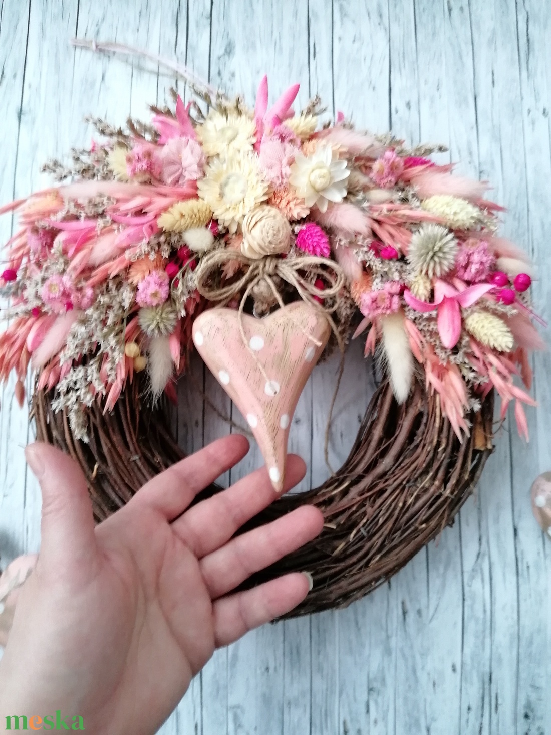 Koszorú vintage pöttyös szív - otthon & életmód - dekoráció - ajtó- és ablak dekoráció - ajtódísz & kopogtató - Meska.hu