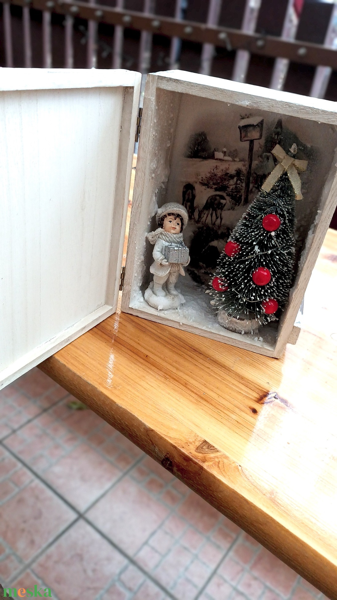 Karácsonyi diorama téli táj, éjjelifény - karácsony - karácsonyi lakásdekoráció - karácsonyi fénydekoráció - Meska.hu Karácsonyi diorama téli táj, éjjelifény - karácsony - karácsonyi lakásdekoráció - karácsonyi fénydekoráció - Meska.hu