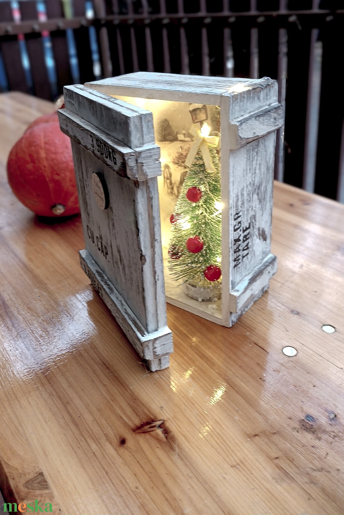 Karácsonyi diorama téli táj, éjjelifény - karácsony - karácsonyi lakásdekoráció - karácsonyi fénydekoráció - Meska.hu Karácsonyi diorama téli táj, éjjelifény - karácsony - karácsonyi lakásdekoráció - karácsonyi fénydekoráció - Meska.hu