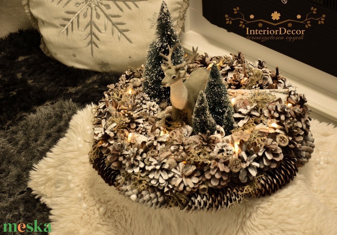 HATALMAS szürke szarvasos világítós asztali koszorú - karácsony - adventi díszek - adventi gyertyadíszek és koszorúdíszek - Meska.hu