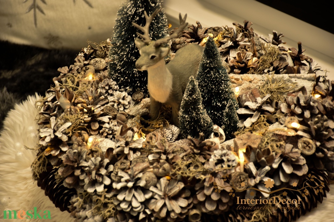 HATALMAS szürke szarvasos világítós asztali koszorú - karácsony - adventi díszek - adventi gyertyadíszek és koszorúdíszek - Meska.hu