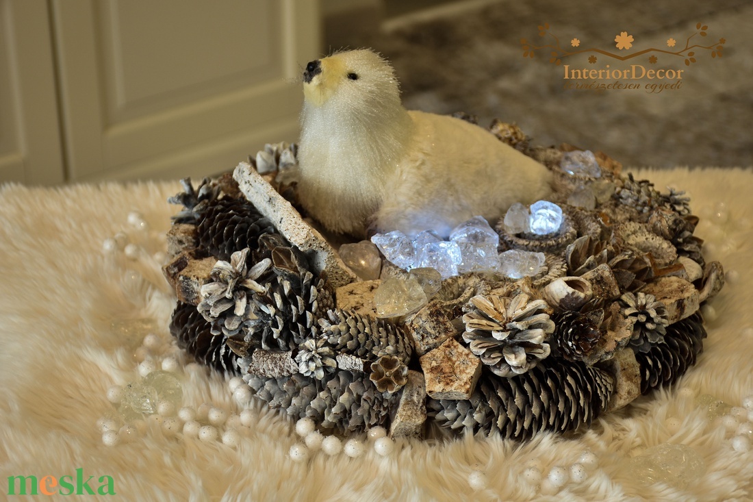 Fókás asztali koszorú világítással - otthon & életmód - dekoráció - asztal és polc dekoráció - asztaldísz - Meska.hu