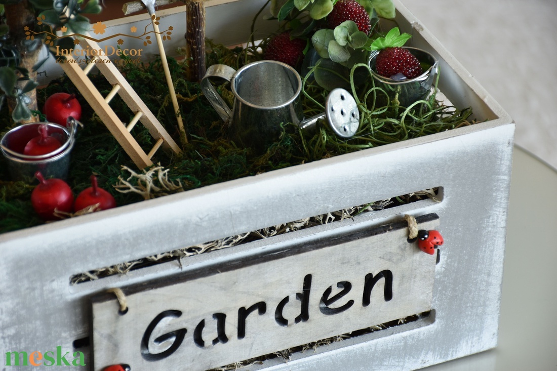 Garden láda asztali dísz - otthon & életmód - virágdekoráció - virágdíszek - asztali virágdísz - Meska.hu