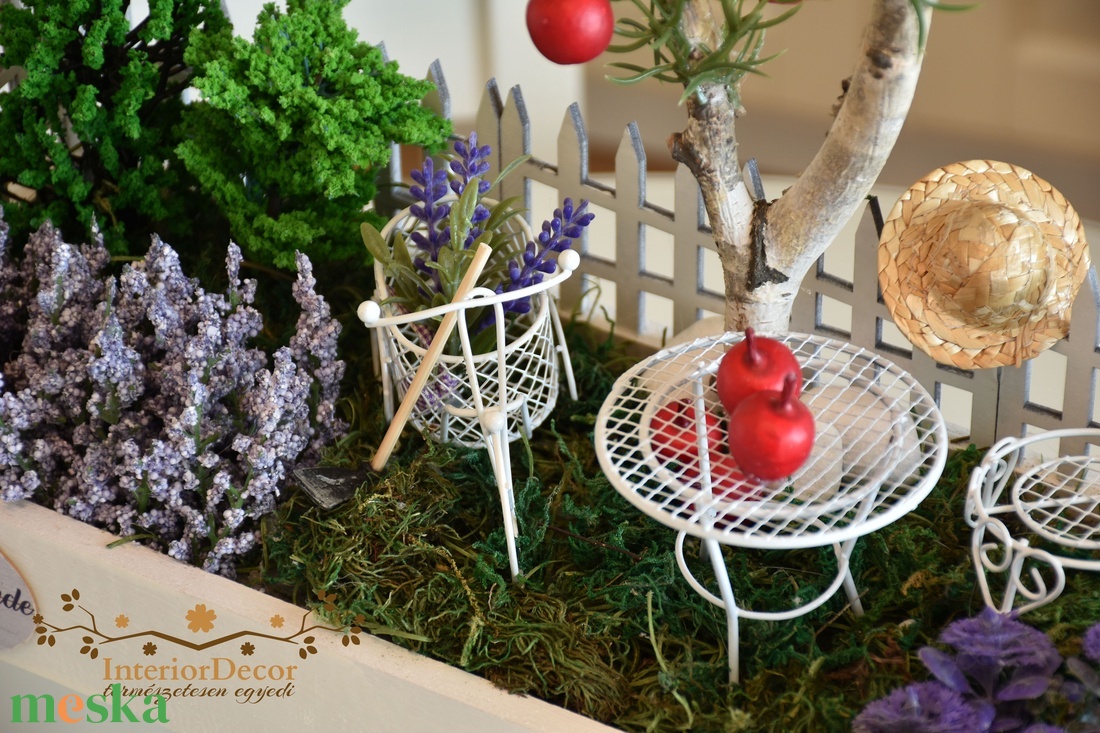 Kerti idill asztali dísz - otthon & életmód - virágdekoráció - virágdíszek - asztali virágdísz - Meska.hu