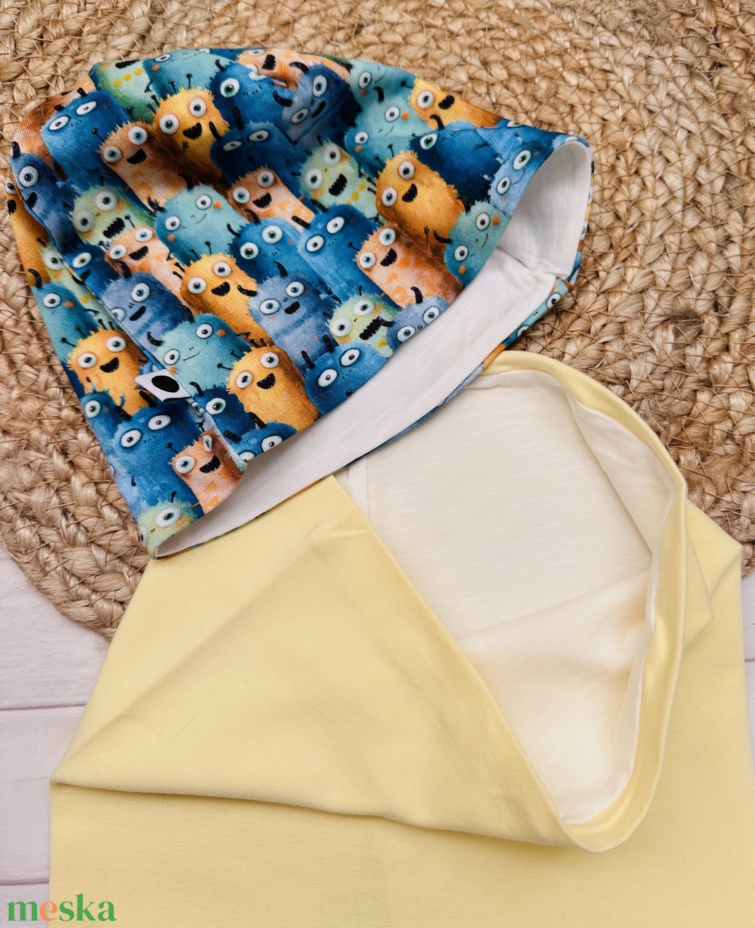 Gyermek sapka, csősál csomag - szörnyecskés - ruha & divat - sál, sapka, kendő - sapka & sál szett - Meska.hu