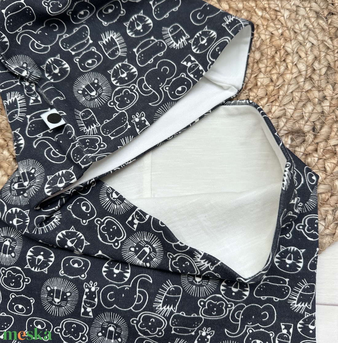 Gyermek sapka, csősál csomag - sötétkék alapon állatkás - ruha & divat - sál, sapka, kendő - sapka & sál szett - Meska.hu