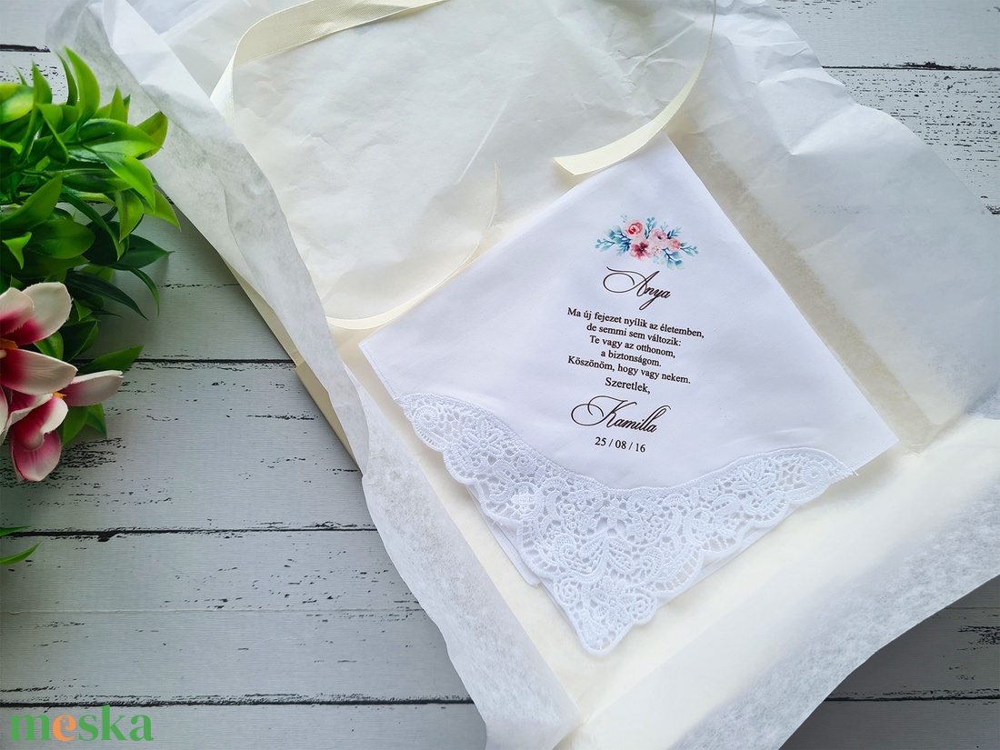 Emlékkendő csipke díszítéssel - szülőköszöntő, tanúfelkérő, egyedi ajándék különleges alkalmakra - esküvő - emlék & ajándék - szülőköszöntő ajándék - Meska.hu