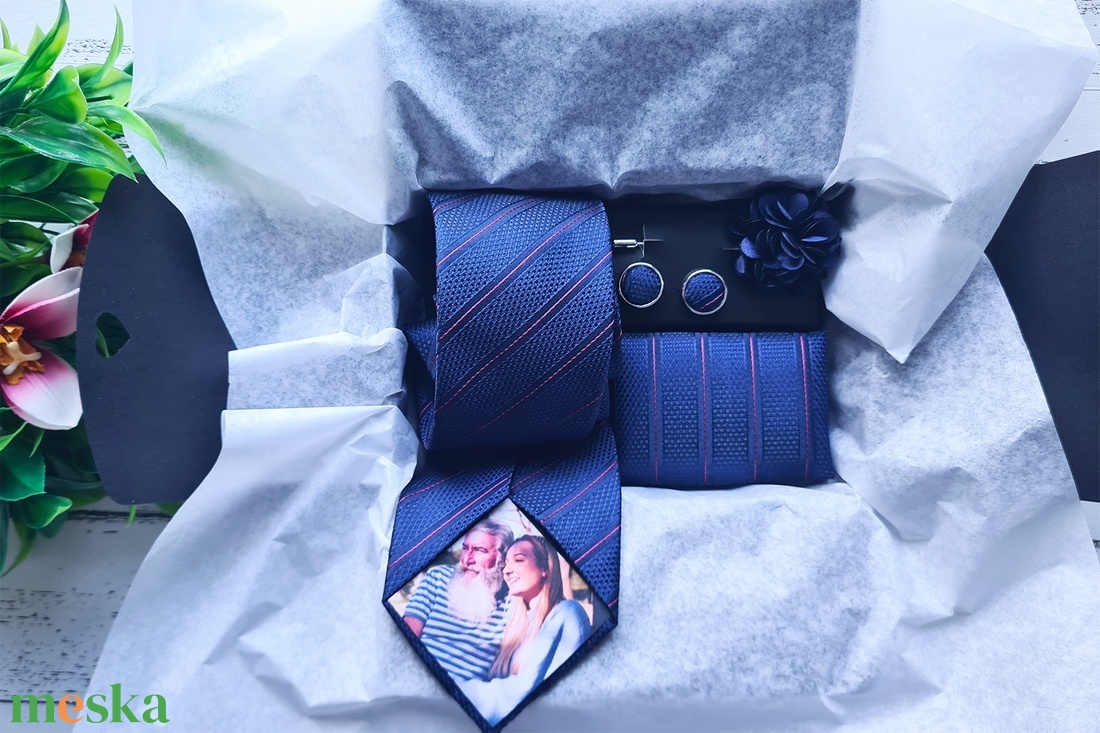 Fényképes nyakkendő � Egyedi, személyre szabott nyakkendő saját fotóval, Ajándék apáknak, nagypapáknak, tanároknak, bar - esküvő - emlék & ajándék - szülőköszöntő ajándék - Meska.hu