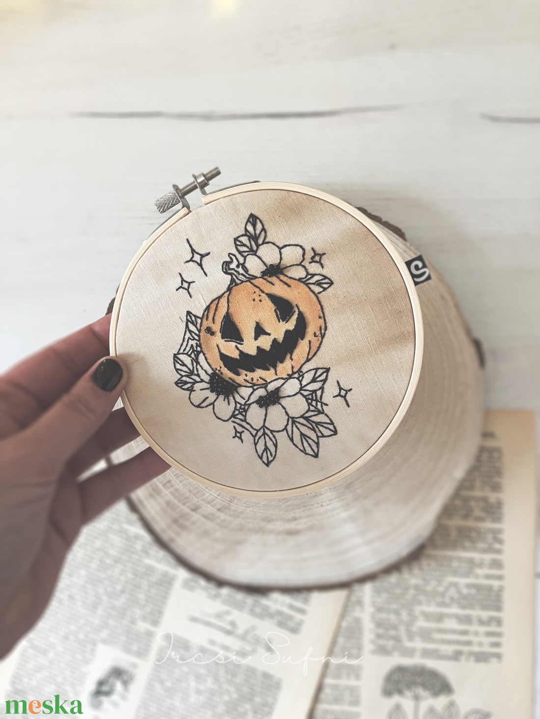 Halloween tök hímzés / fali dekoráció - otthon & életmód - dekoráció - fali és függő dekoráció - falra akasztható dekor - Meska.hu Halloween tök hímzés / fali dekoráció - otthon & életmód - dekoráció - fali és függő dekoráció - falra akasztható dekor - Meska.hu