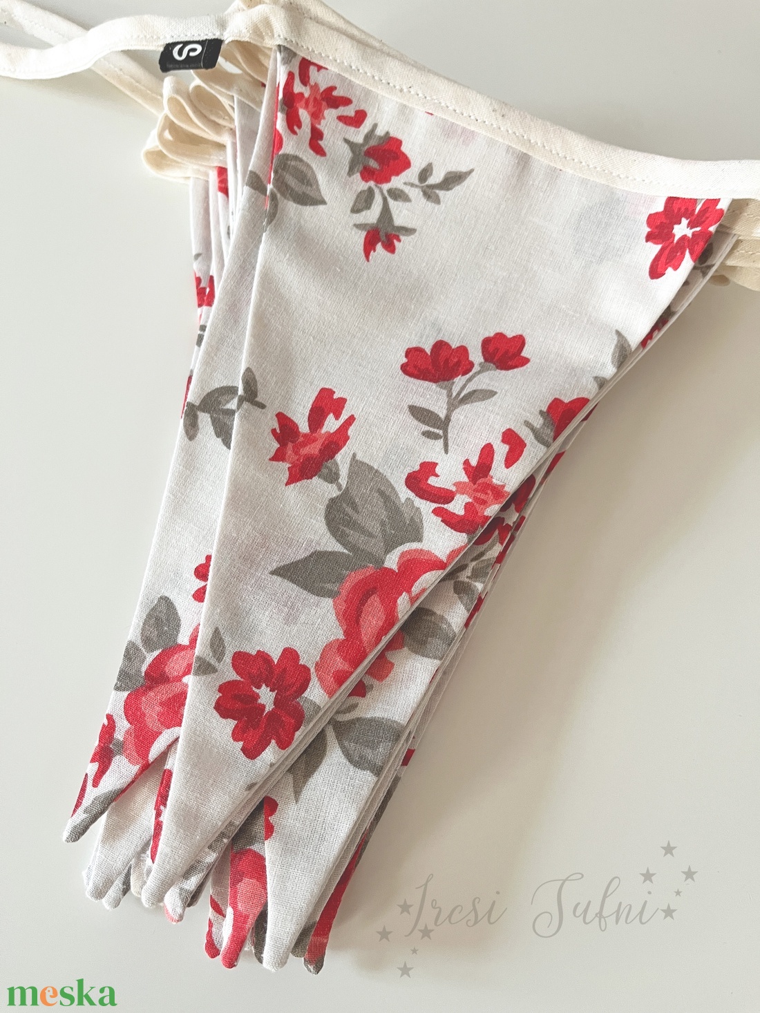 Textil zászló girland / bunting / zászló füzér - otthon & életmód - dekoráció - fali és függő dekoráció - falra akasztható dekor - Meska.hu Textil zászló girland / bunting / zászló füzér - otthon & életmód - dekoráció - fali és függő dekoráció - falra akasztható dekor - Meska.hu