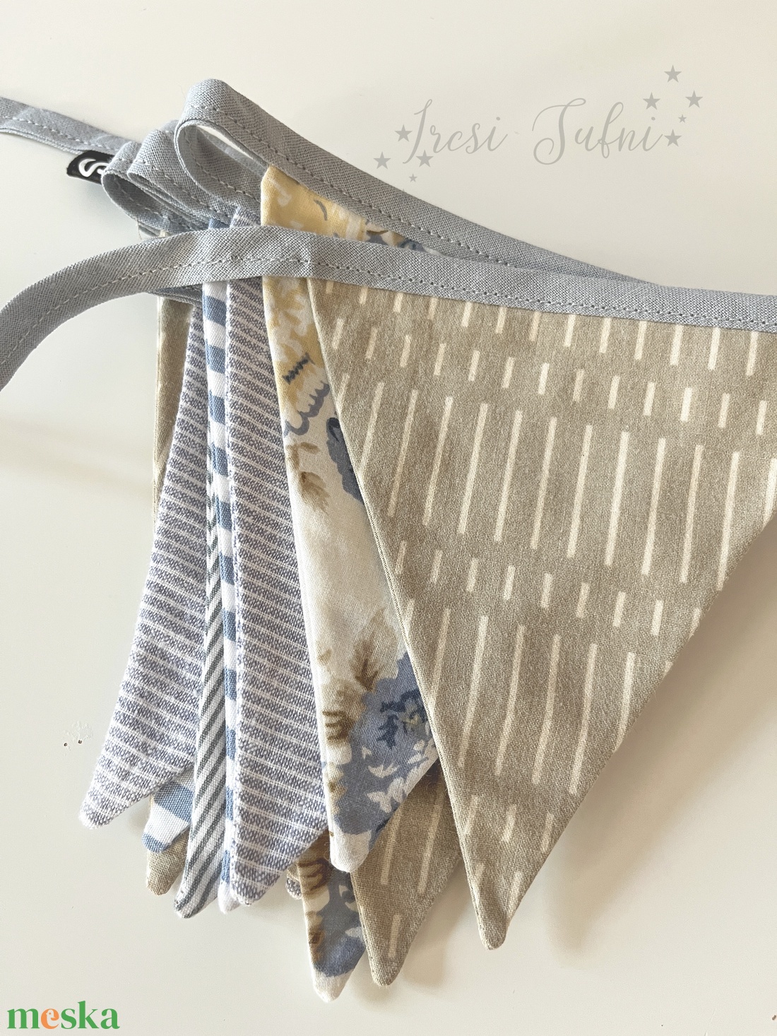 Textil zászló girland / bunting / zászló füzér - otthon & életmód - dekoráció - fali és függő dekoráció - falra akasztható dekor - Meska.hu Textil zászló girland / bunting / zászló füzér - otthon & életmód - dekoráció - fali és függő dekoráció - falra akasztható dekor - Meska.hu