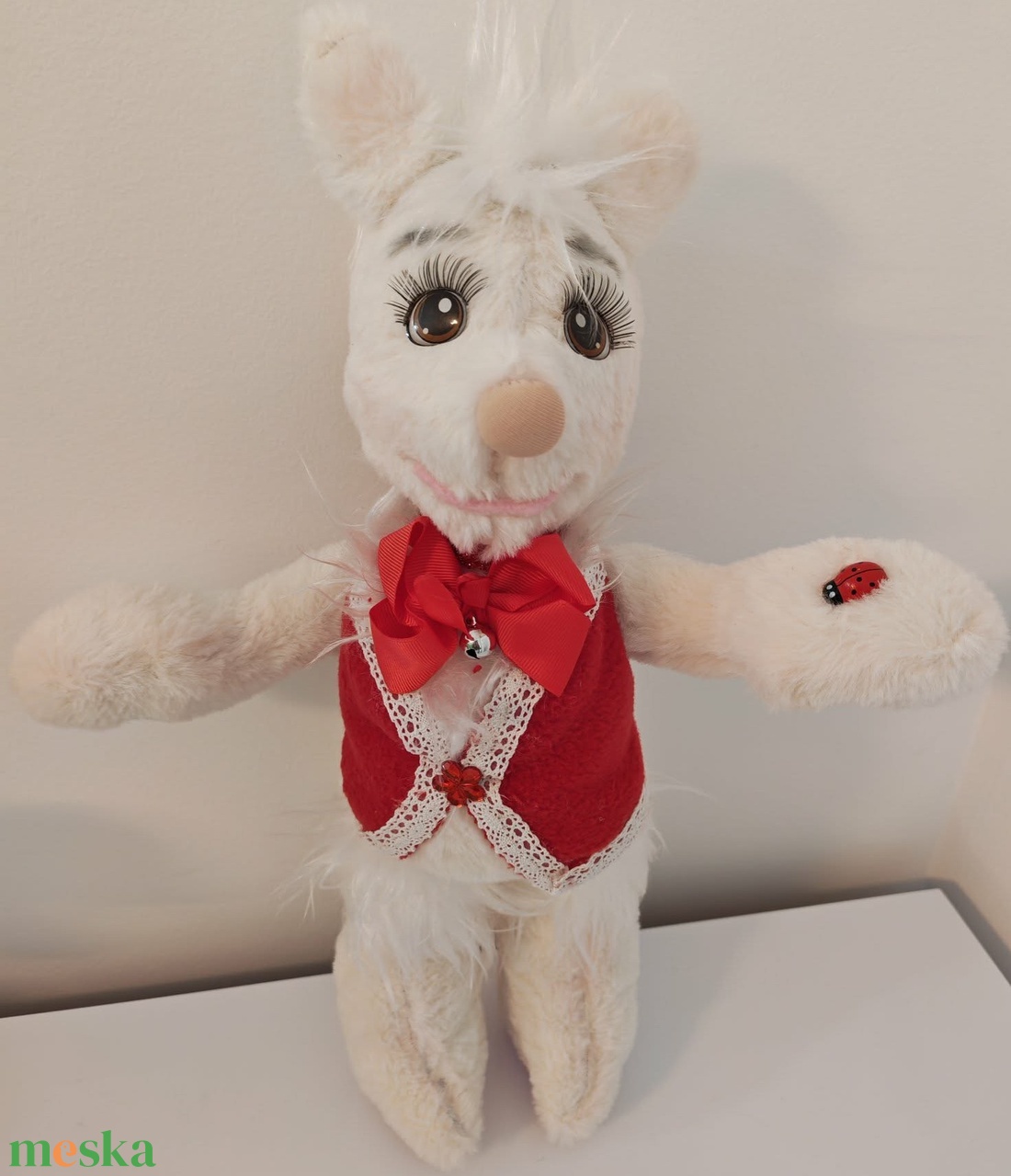 Kézzel készült egyedi drótvázas figura eladó. - ünnepi díszek, dekorációk - húsvéti díszek és dekorációk - húsvéti virágos díszek - Meska.hu