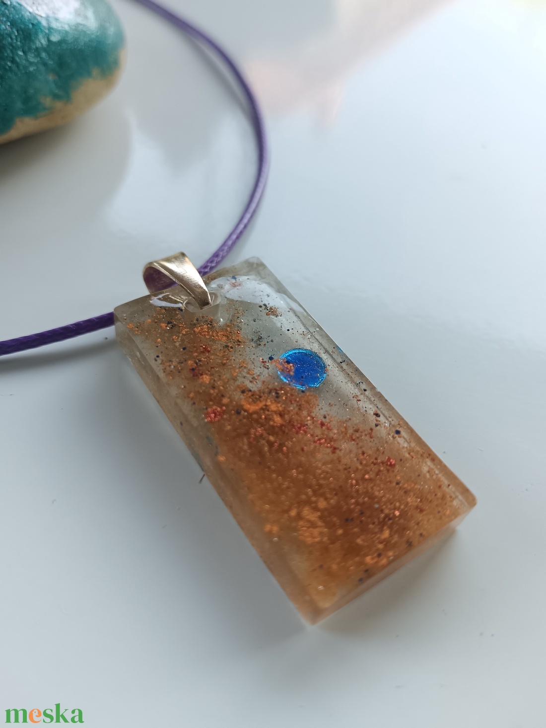 Nebula epoxigyanta medál - ékszer - ékszerszett - Meska.hu