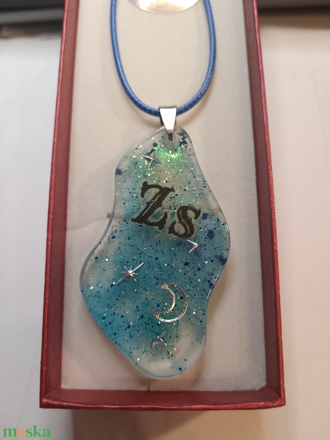 Csillagbetűk egyedi monogramos epoxigyanta medál - ékszer - nyaklánc - monogram & névnyaklánc - Meska.hu