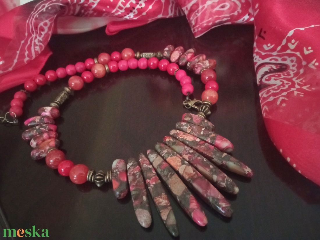 FÉLDRÁGAKŐ/ÁSVÁNY/ -GYÖNGYSOR - ékszer - nyaklánc - medálos nyaklánc - Meska.hu