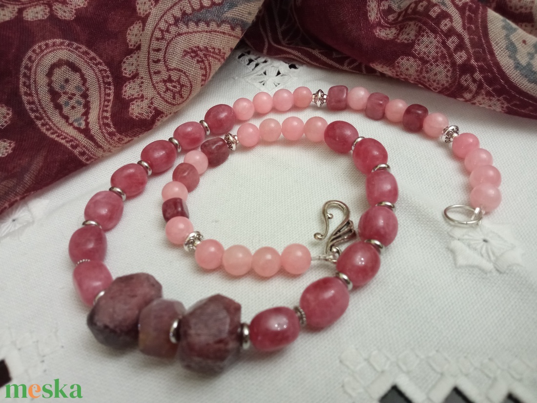 FÉLDRÁGAKŐ/ÁSVÁNY/ -gyöngysor, nyakék - ékszer - nyaklánc - medálos nyaklánc - Meska.hu