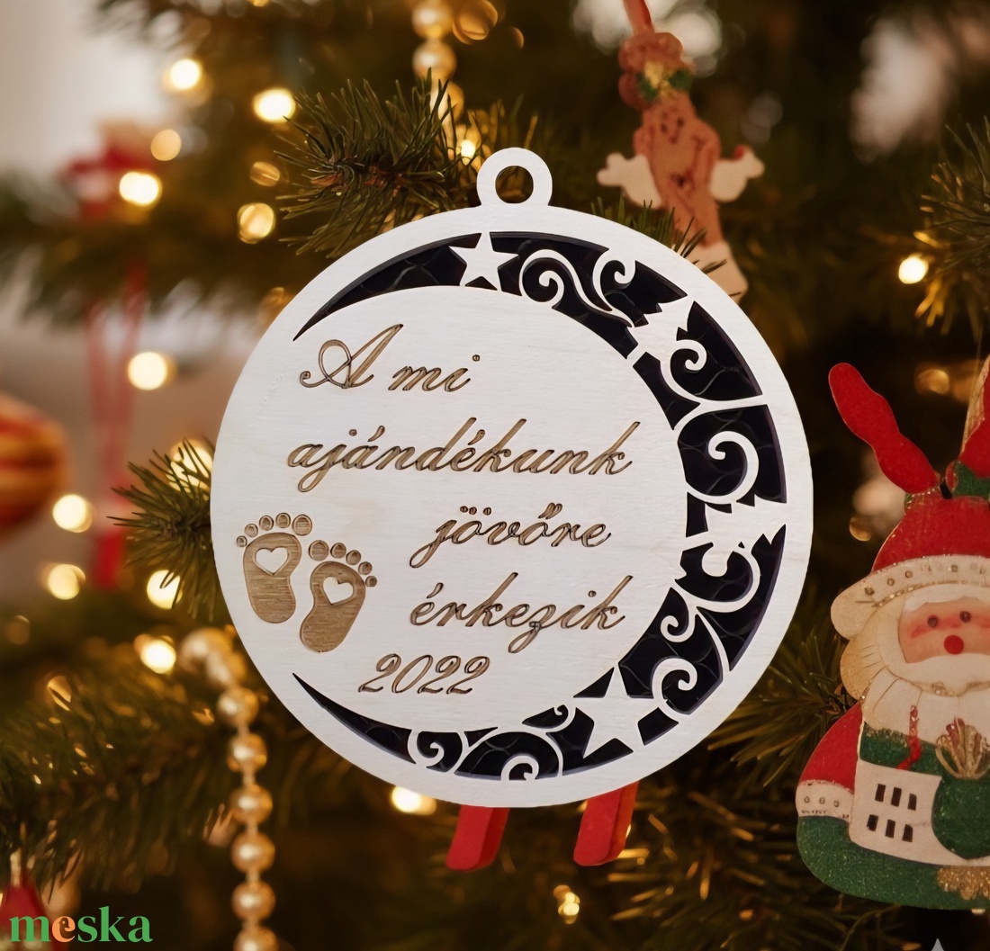 Jövőre érkezem,karácsonyfadísz. - karácsony - karácsonyi lakásdekoráció - karácsonyfadíszek - Meska.hu