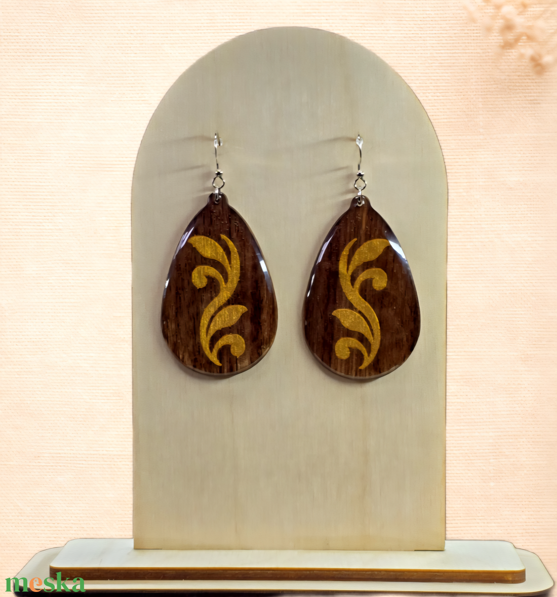Aranyinda � kézzel készült diófa fülbevaló - ékszer - fülbevaló - lógó csepp fülbevaló - Meska.hu