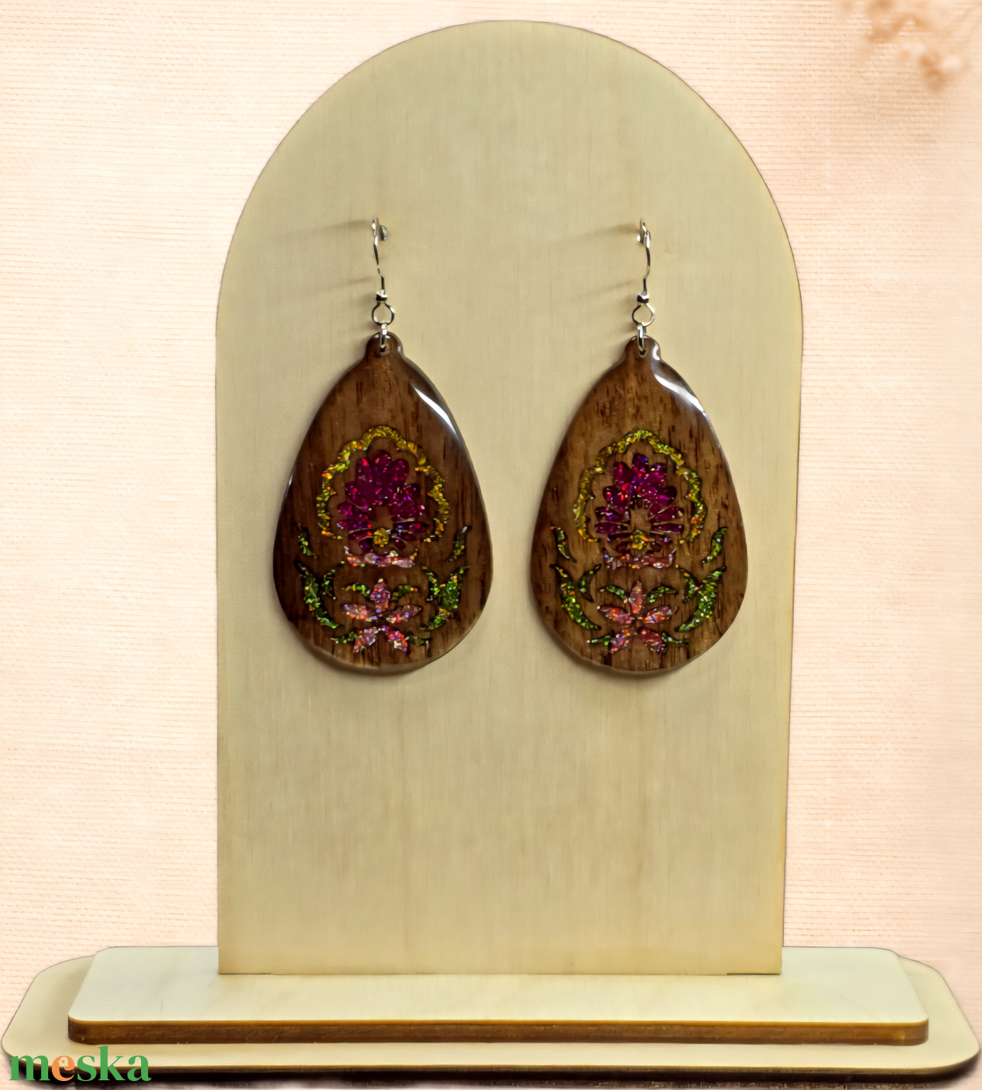 Csillagvirág � kézzel készült fa fülbevaló csillámos mintával - ékszer - fülbevaló - lógó csepp fülbevaló - Meska.hu