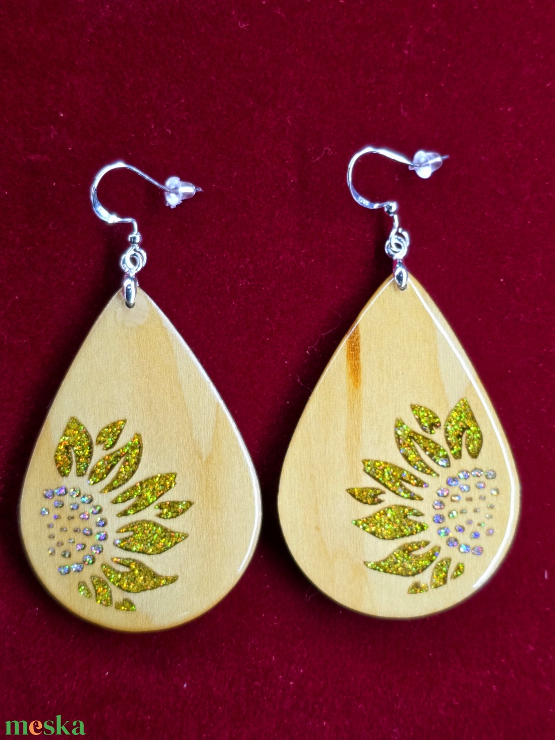 Kézzel készült hársfa fülbevaló - ékszer - fülbevaló - lógó csepp fülbevaló - Meska.hu