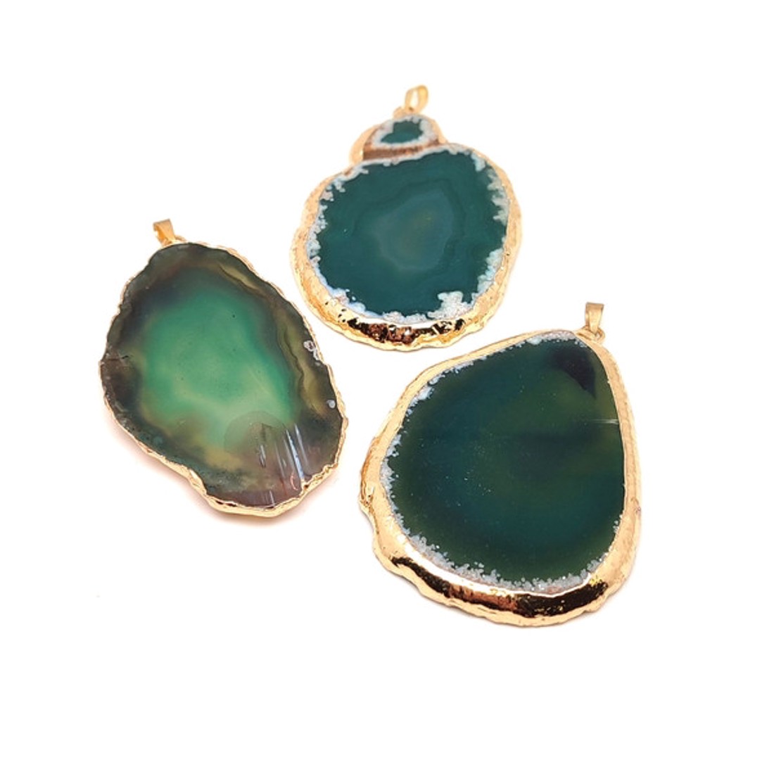 Megújulás zöld achát lap medál arany színű foglalattal 25x40�70mm - ékszer - nyaklánc - medál - Meska.hu