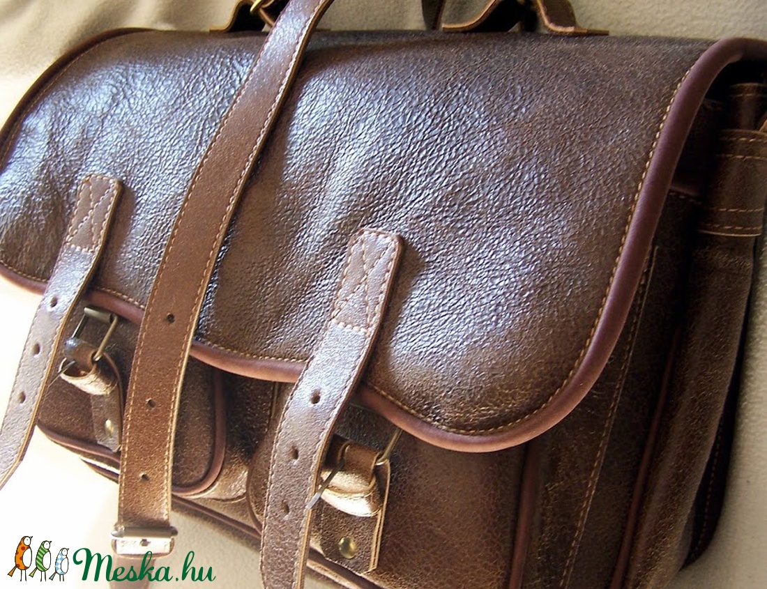 Klasszikus iskolatáska 3 -  - Meska.hu