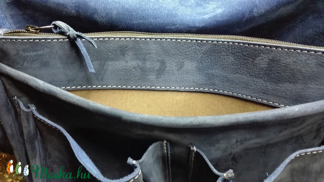 Hagyományos itsevas iskolatáska kékből -  - Meska.hu