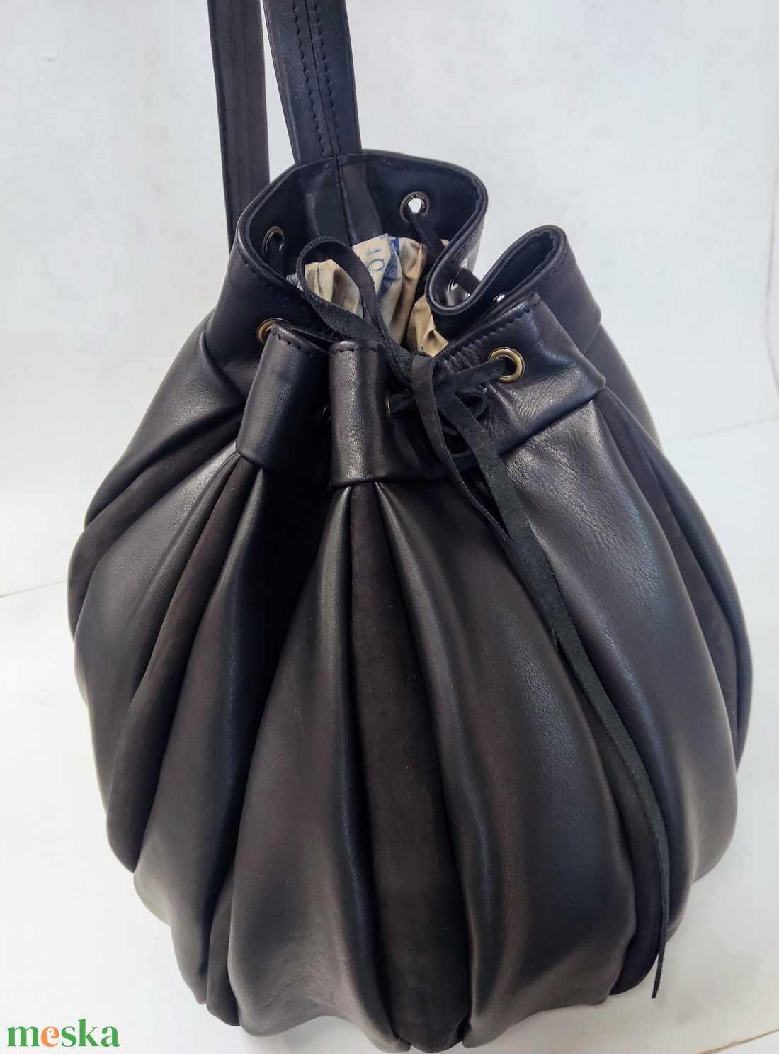 Buggyos malaclopó táska fekete - táska & tok - kézitáska & válltáska - nagy pakolós táska - Meska.hu