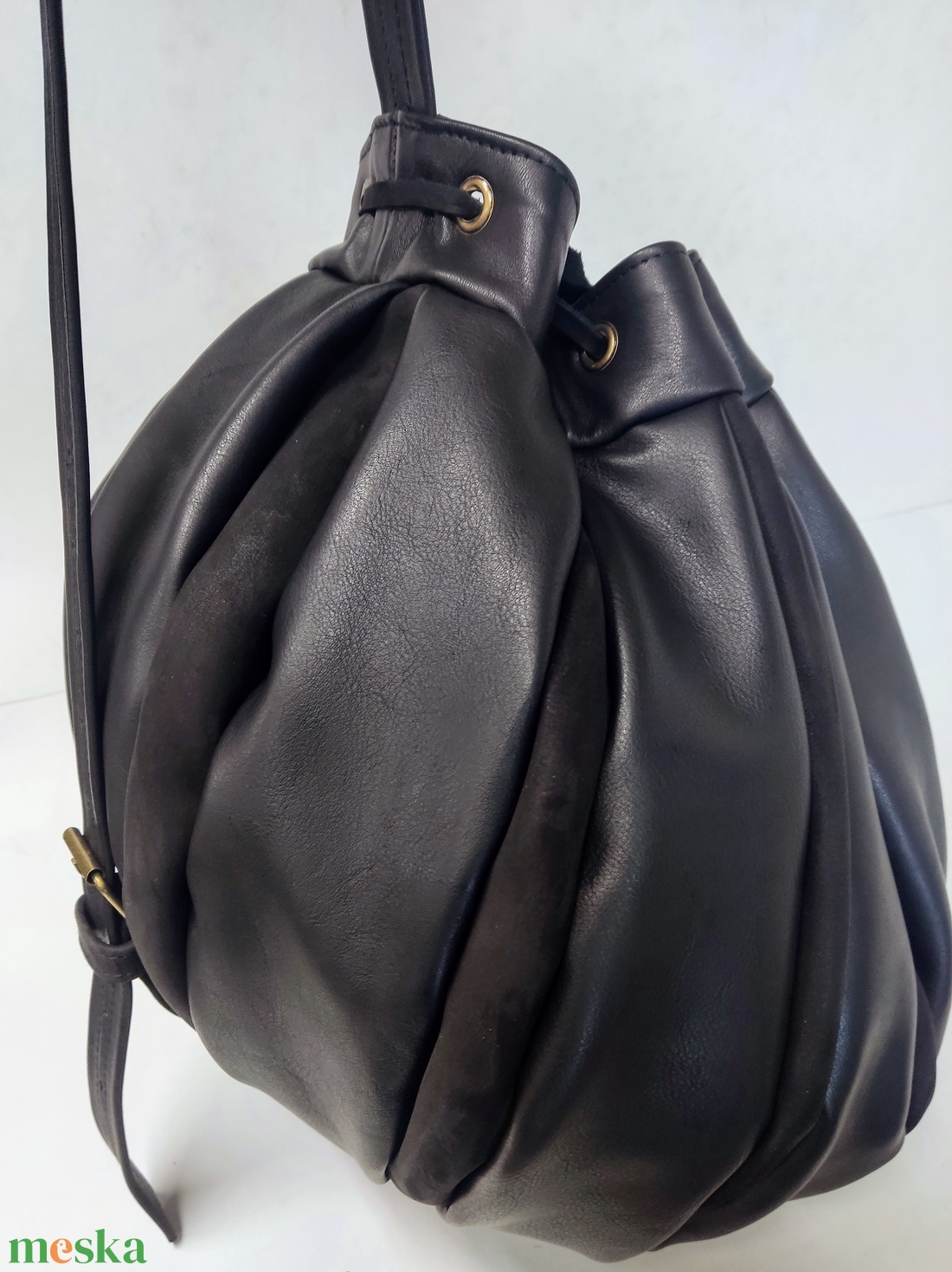 Buggyos malaclopó táska fekete - táska & tok - kézitáska & válltáska - nagy pakolós táska - Meska.hu